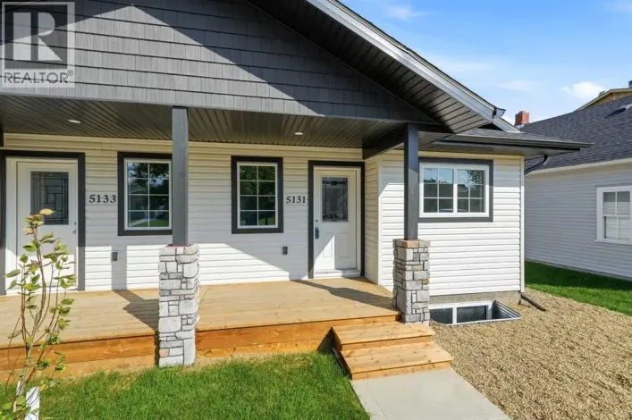 5131 52 Street, Lacombe