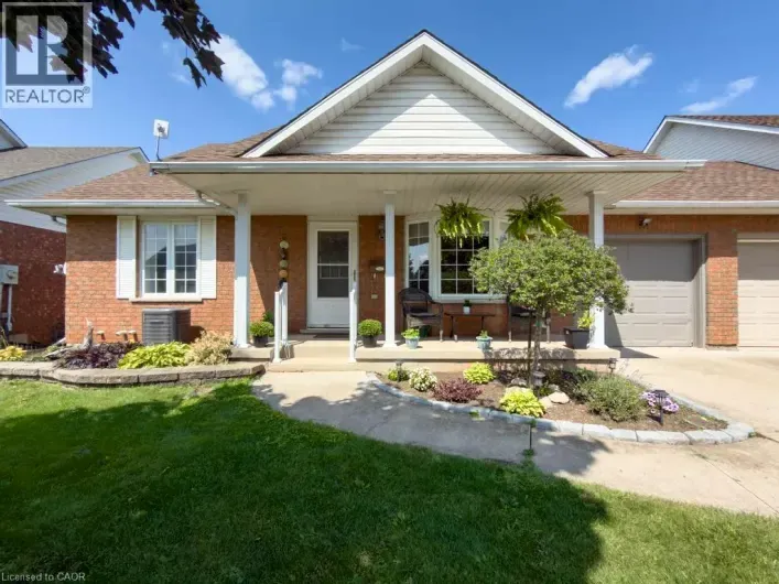 House for sale: 5131 HAWTHORN Drive, Beamsville