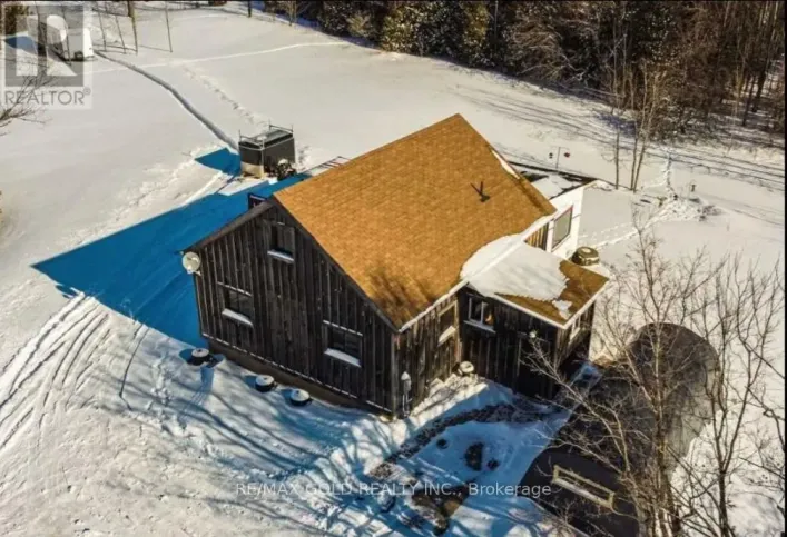 5135 TRAFALGAR ROAD, Erin