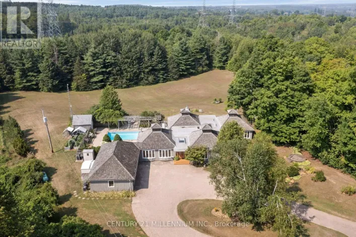 5136 FIFTH LINE, Erin