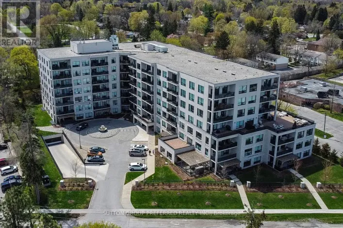 514 - 1200 COMMISSIONERS ROAD W, London South