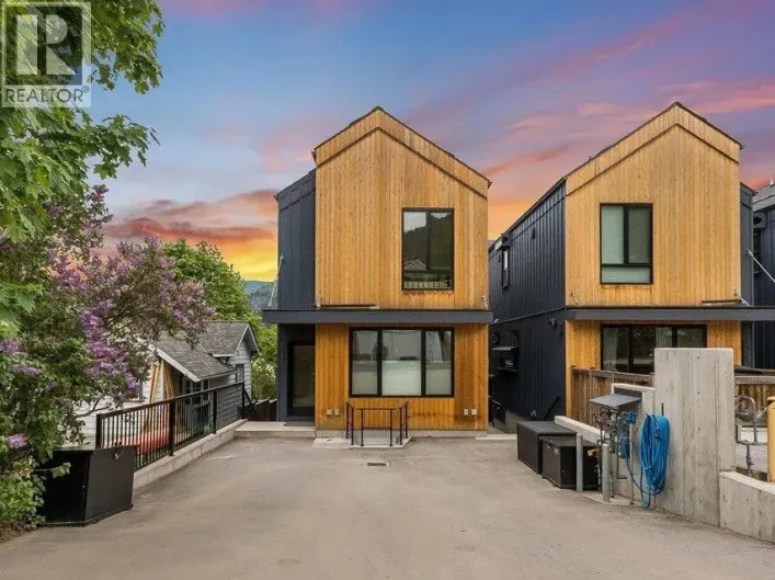 514 ROBSON Street Unit# B, Nelson