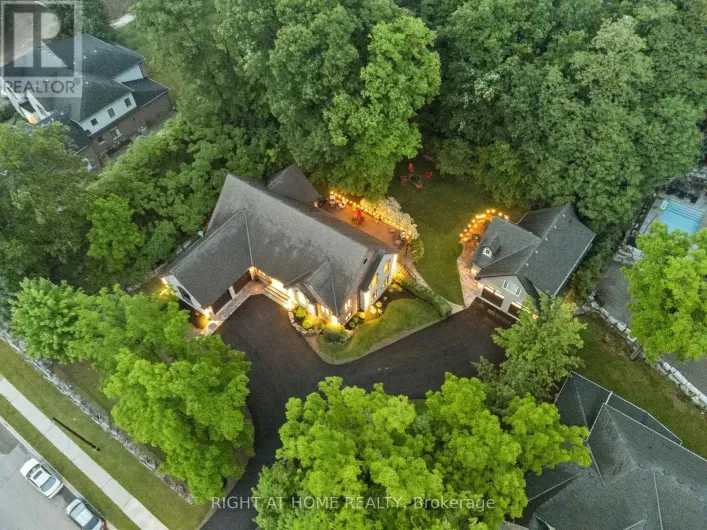 House for sale: 515 HAMILTON DRIVE, Hamilton