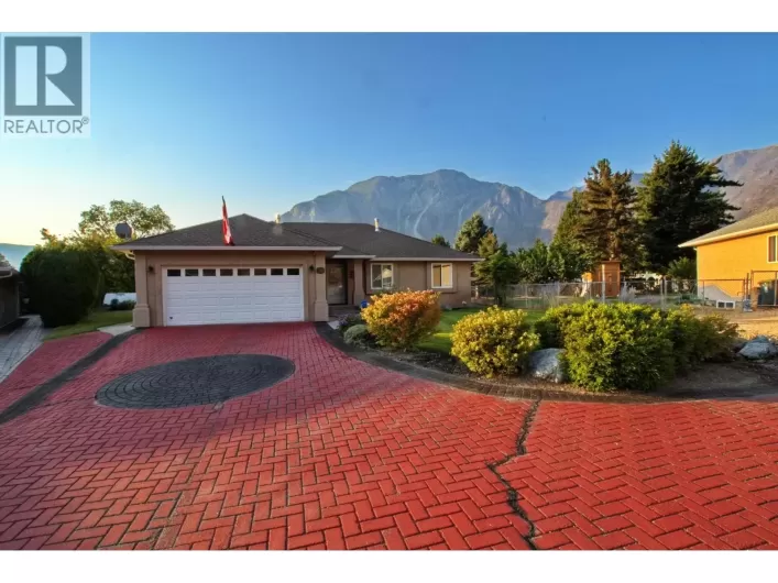 515 Vanderlinde Drive, Keremeos