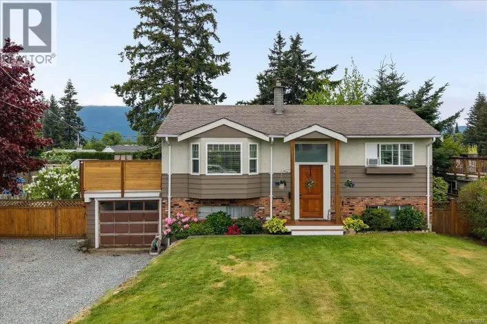 5151 Metral Dr, Nanaimo