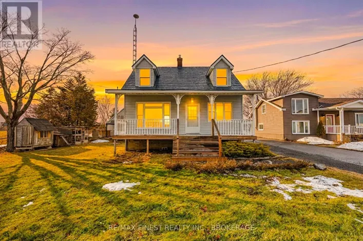 5157 BATH ROAD, Loyalist