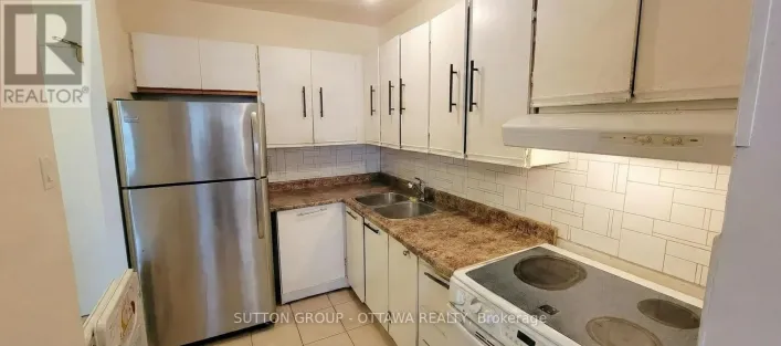 516 - 2000 JASMINE CRESCENT, Ottawa