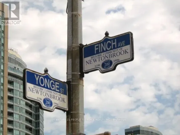 516 - 39 PEMBERTON AVENUE, Toronto