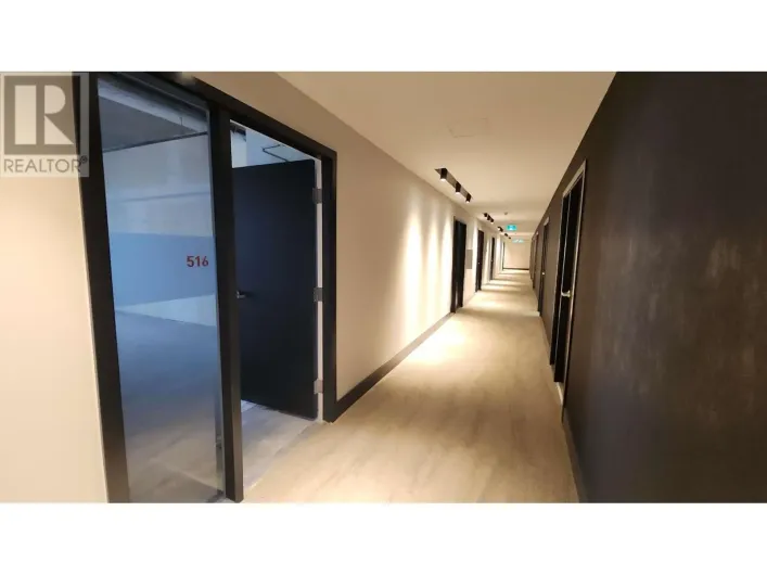 516 6378 SILVER AVENUE, Burnaby