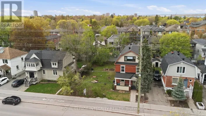 516 CHURCHILL AVENUE N, Ottawa