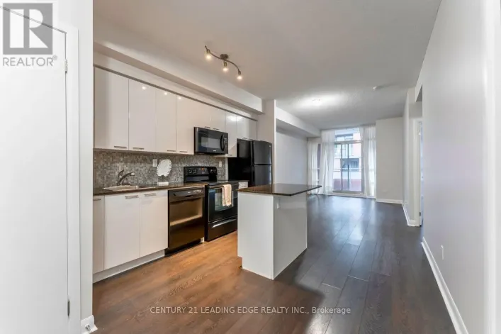 517 - 15 BRUYERES MEWS, Toronto