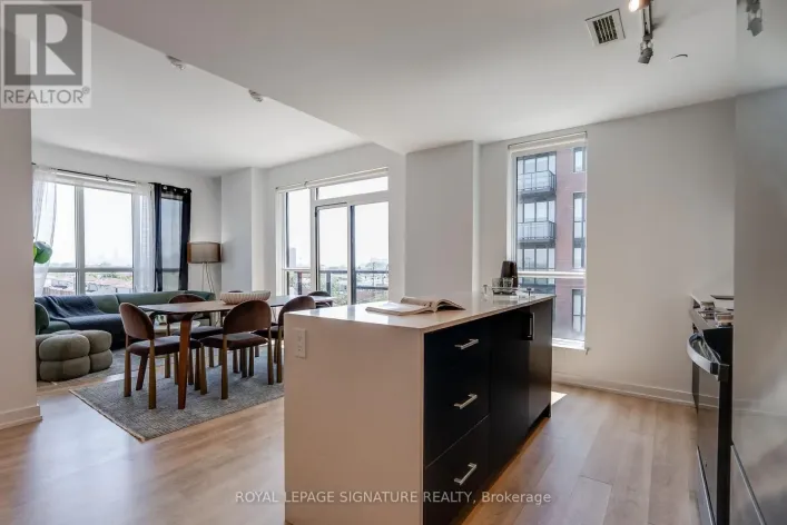 517 - 2300 ST. CLAIR AVENUE W, Toronto