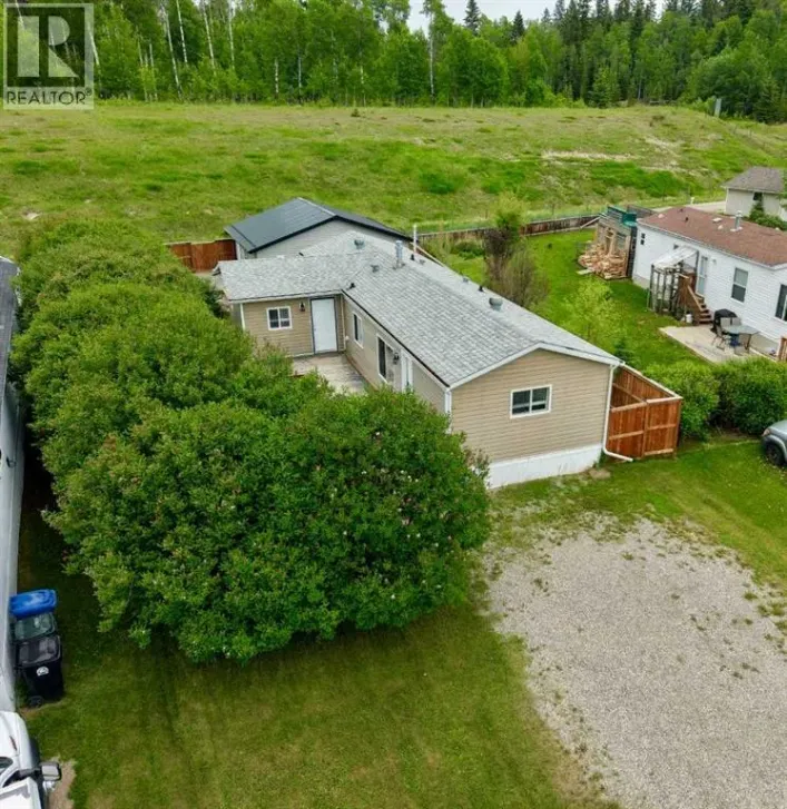 517 5 Street NW, Sundre