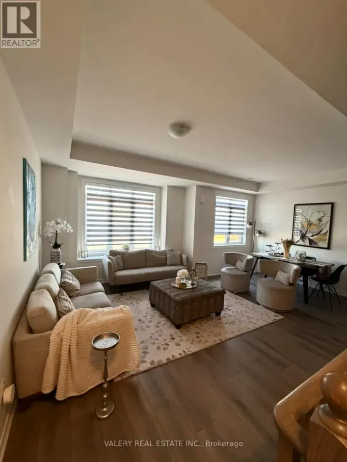 Row / Townhouse for rent: 517 DUNDAS STREET E, Oakville