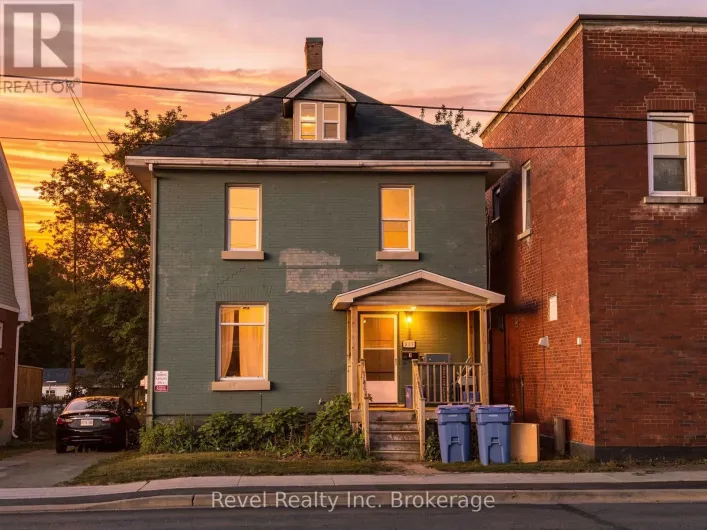 517 FISHER STREET S, North Bay