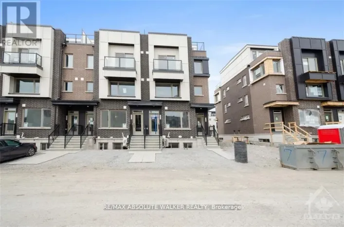 517 TAKAMOSE PRIVATE ROAD, Ottawa