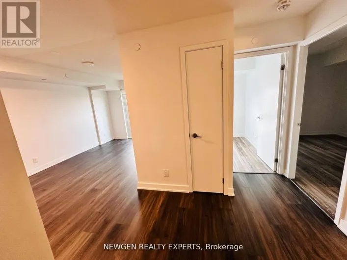 518 - 38 MONTE KWINTER COURT, Toronto