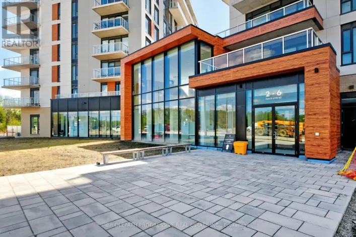 518 - 6 DAVID EYER ROAD, Richmond Hill
