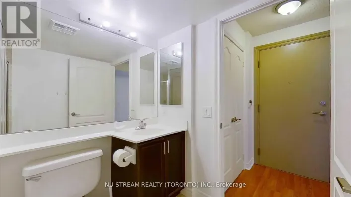 518 - 70 TOWN CENTRE COURT, Toronto