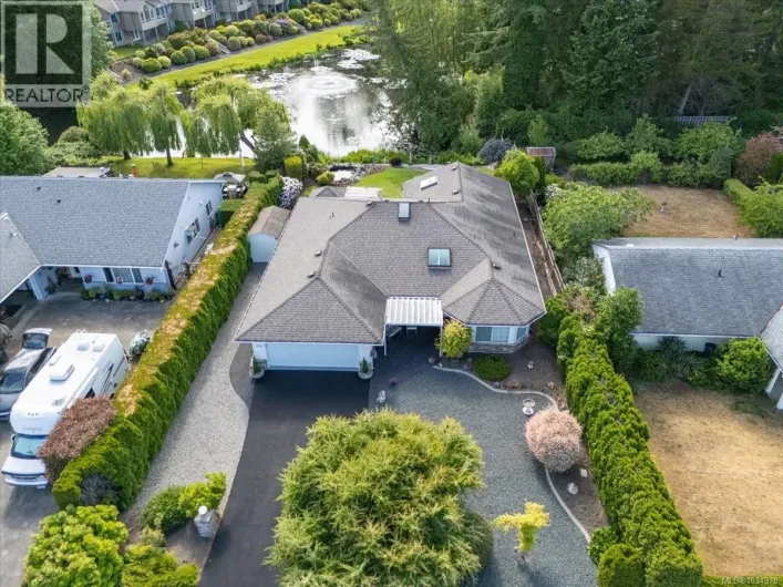 518 Dalmatian Dr, Parksville