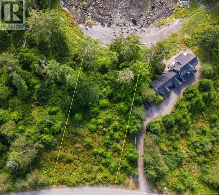 518 Marine Dr, Ucluelet