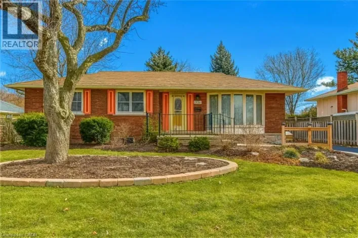 5186 BROMLEY Road, Burlington