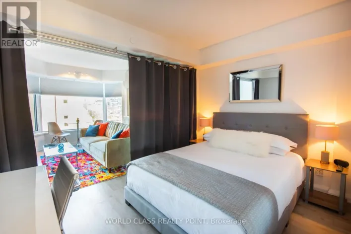 519 - 155 YORKVILLE AVENUE, Toronto