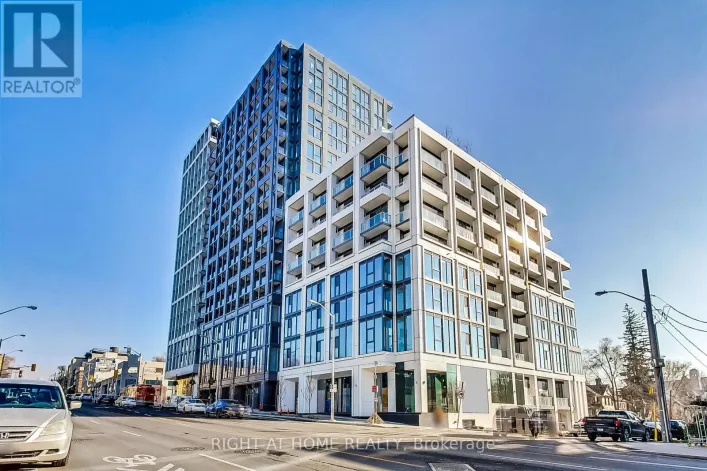 519 - 2020 BATHURST STREET, Toronto