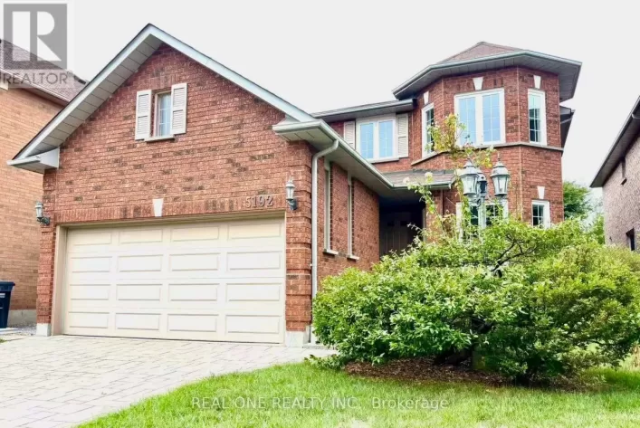 5192 CASTLEFIELD DRIVE, Mississauga