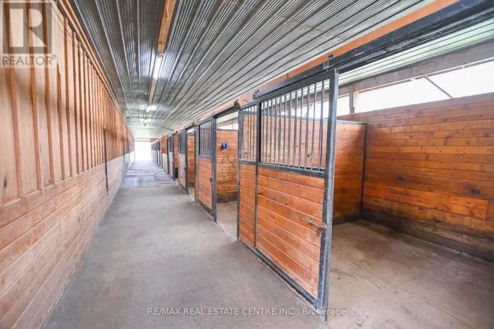 5192 THIRD LINE, Erin