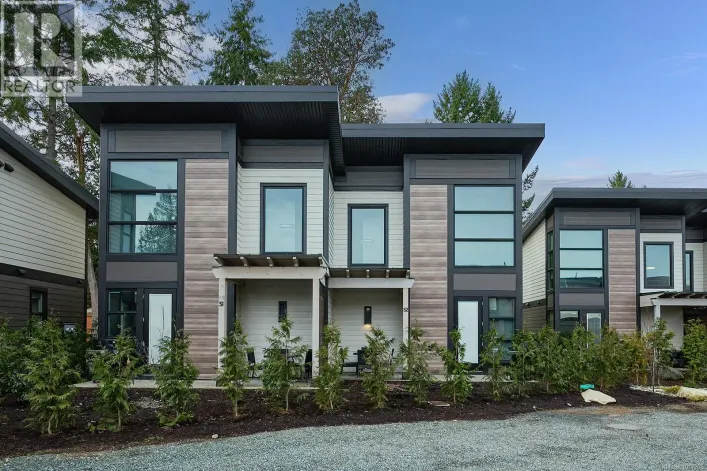 52 1175 RESORT Dr, Parksville