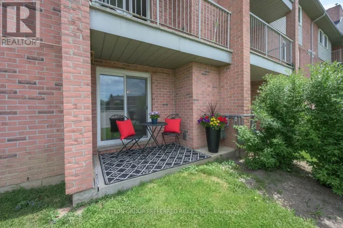 52 - 136 CONWAY DRIVE, London South