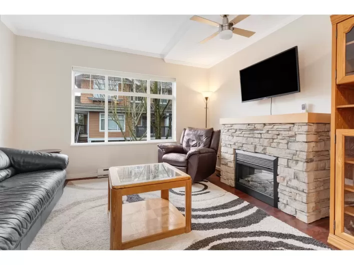 52 15233 34 AVENUE, Surrey