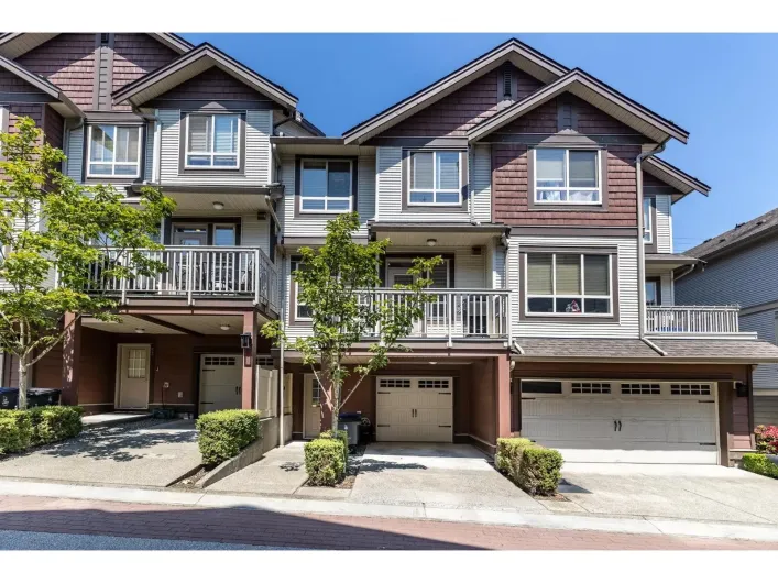 52 19560 68 AVENUE, Surrey