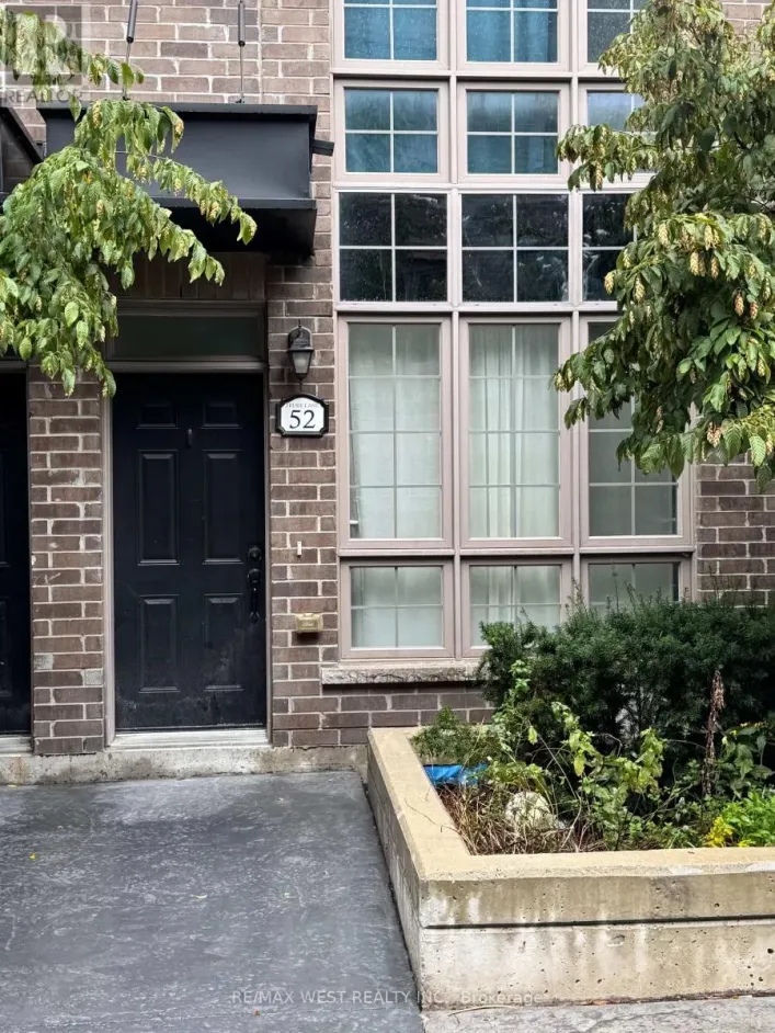 52 - 3 ELSIE LANE, Toronto