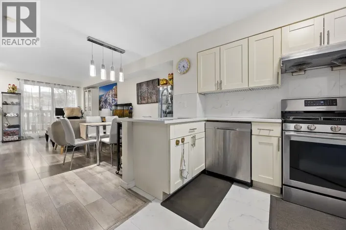 52 7088 LYNNWOOD DRIVE, Richmond