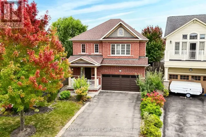 House for sale: 52 BARDOE CRESCENT, Milton