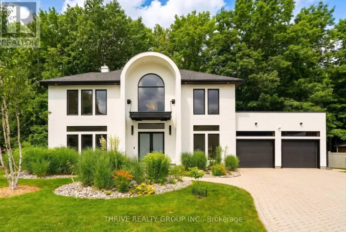 52 BIRCHMOUNT WALK, London South