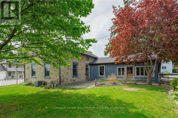 52 BROCK ROAD S, Puslinch