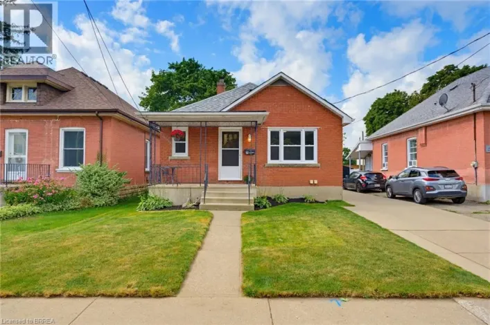 52 BURWELL Street, Brantford