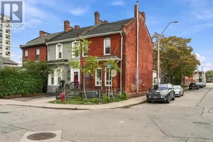 52 CATHCART STREET, Hamilton