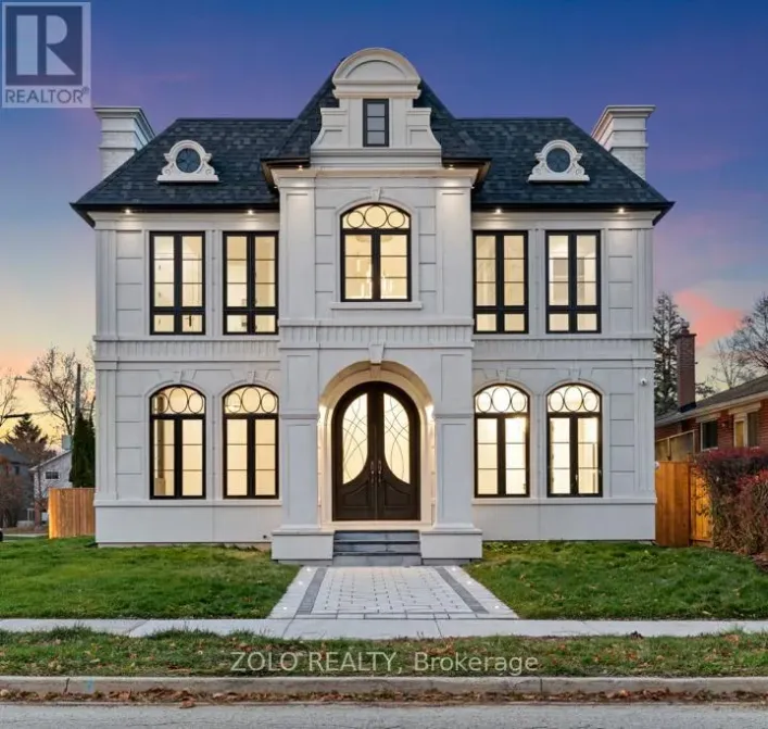 52 CHILD DRIVE, Aurora