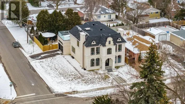 52 CHILD DRIVE, Aurora