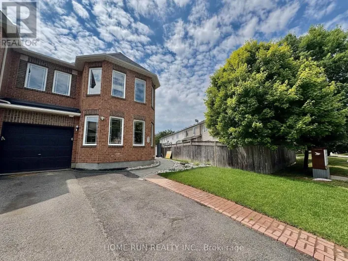 52 COLLINGTON STREET, Ottawa