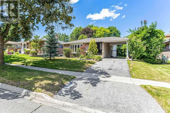 52 DEVINS DRIVE, Aurora