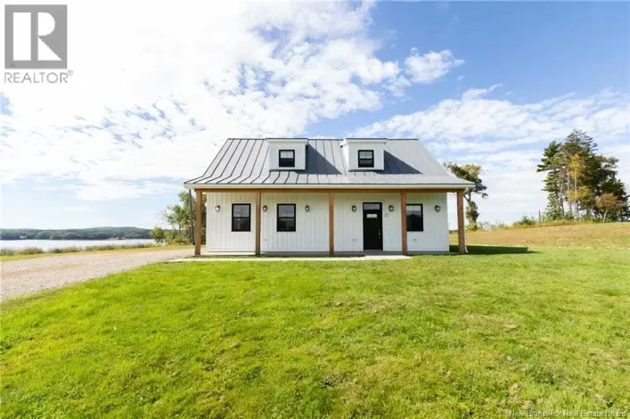 House for sale: 52 Don-De-Dieu Drive, Bayside