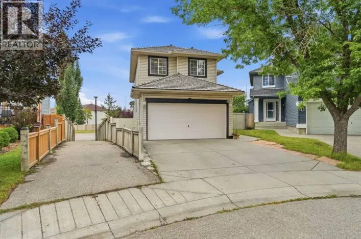 52 Douglas Glen Crescent SE, Calgary