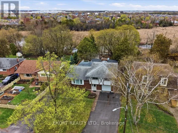 52 EDGEHILL ROAD, Belleville
