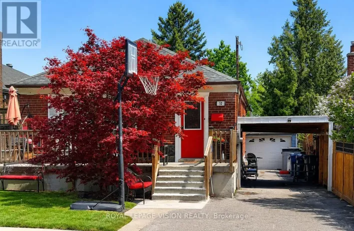 52 ELLENDALE DRIVE, Toronto