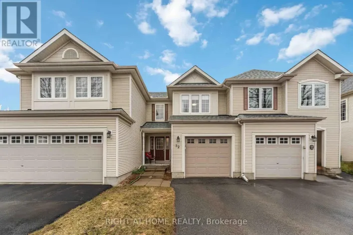 52 FIELDBERRY PRIVATE, Ottawa